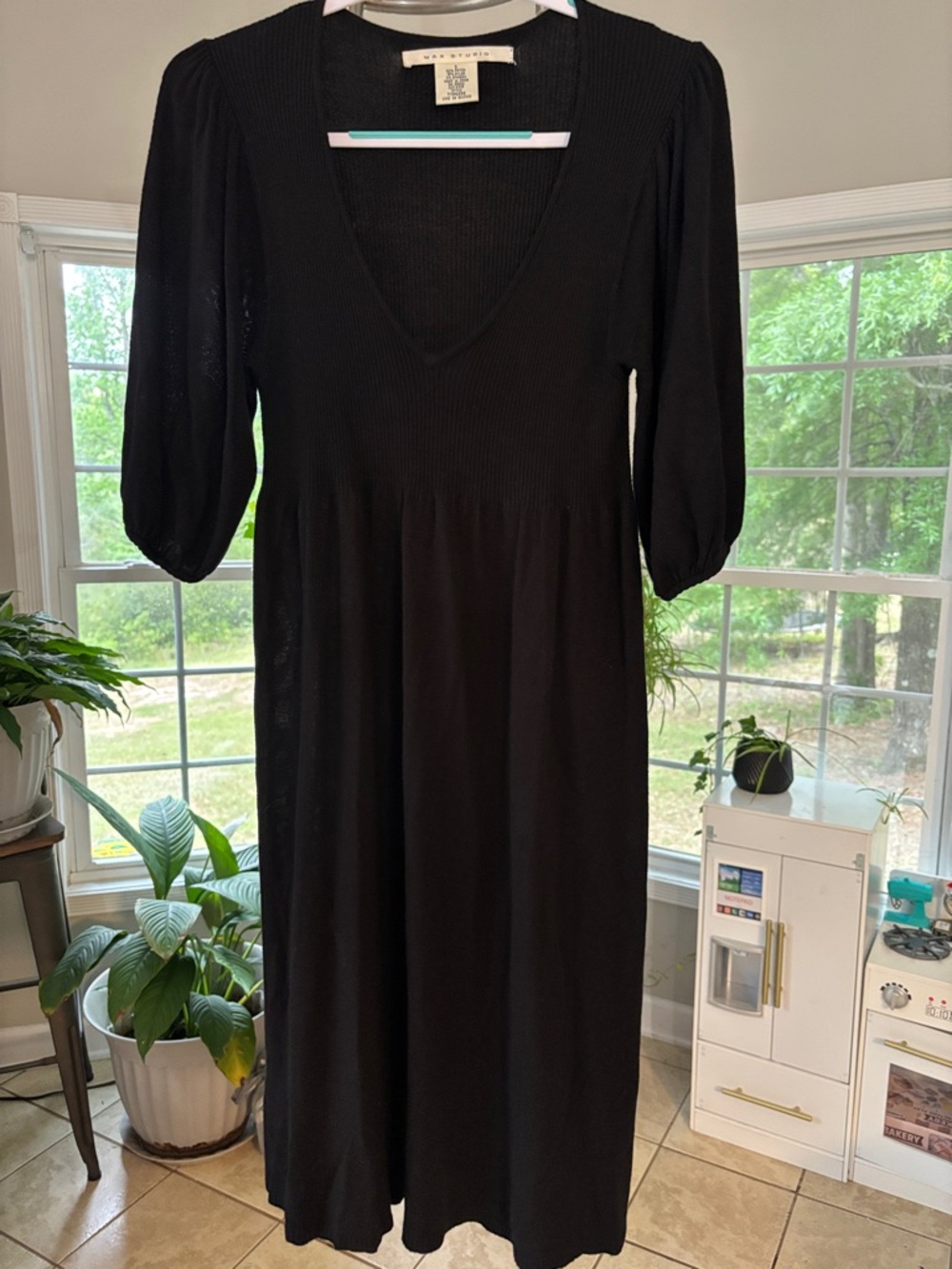 Max Studio Black V-Neck Ribbed Bodice Puff Sleeve Midi Dress
